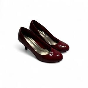 Comfort Plus by Predictions Red Patent Kitten Heel Pump Glossy Heels Size 6 1/2